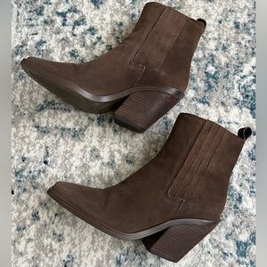 Vince Camuto Ackella bootie